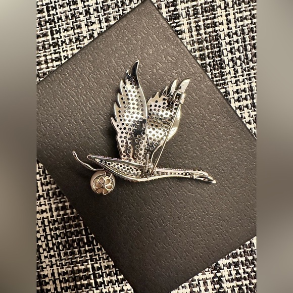 Crystal & Pearl Brooch - Picture 2 of 3